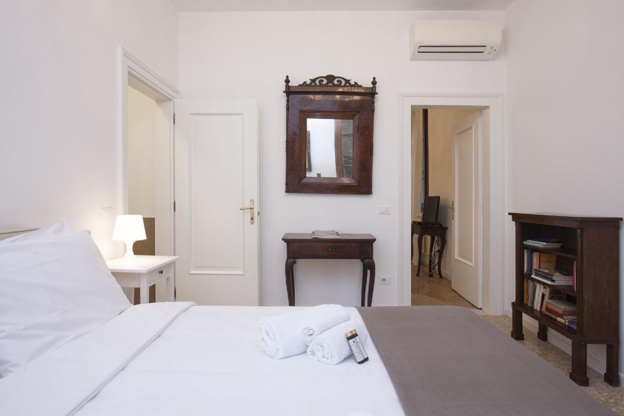 Residence Santa Marta By Halldis Venetië Buitenkant foto