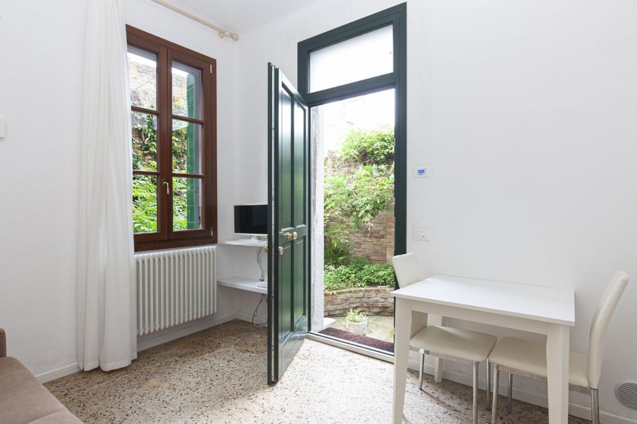 Residence Santa Marta By Halldis Venetië Buitenkant foto