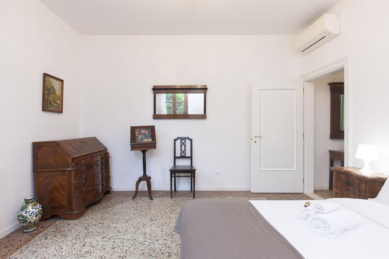 Residence Santa Marta By Halldis Venetië Buitenkant foto